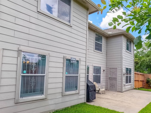 8827 Shady Green Mdws, Houston, TX 77083 - photo 30