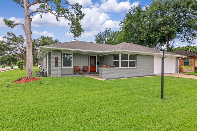 2102 Lazybrook Dr, Houston, TX 77008 - photo 1