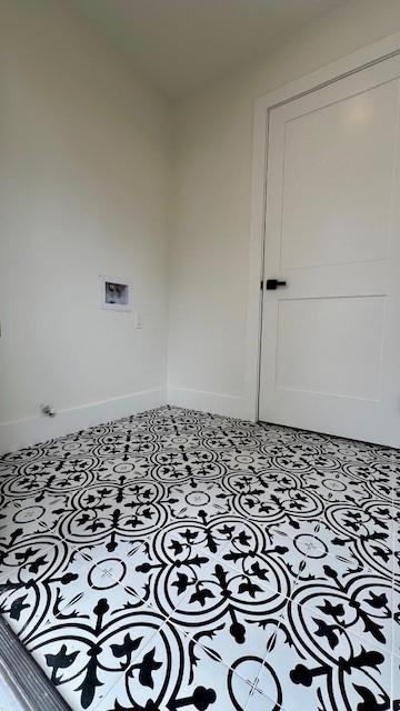 2823 Stetson Ln, Houston, TX 77043 - spare room with baseboards