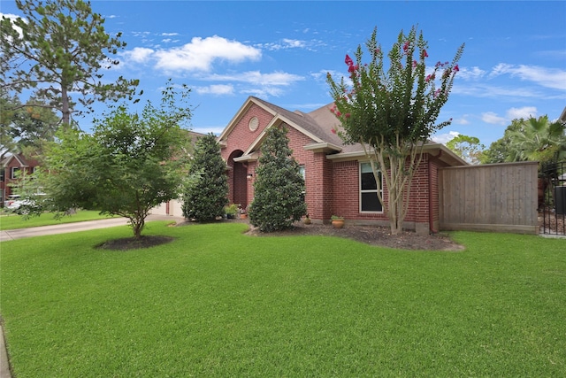 3816 Lake View Dr, Pearland, TX 77581 - view of front of home featuring brick siding