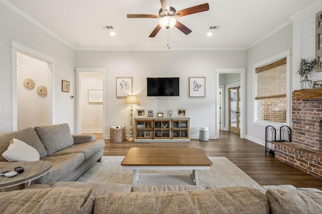 1929 Spanish Moss Dr, College Station, TX 77845 - living area featuring ceiling fan, recessed lighting, wood finished floors, and crown molding