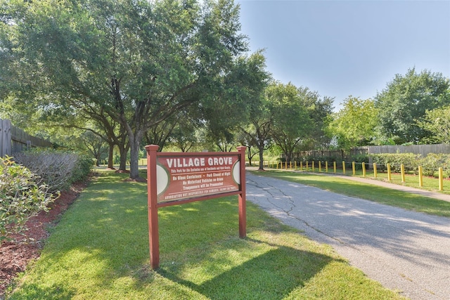 7015 Redwood Falls Dr, Pasadena, TX 77505 - view of community sign