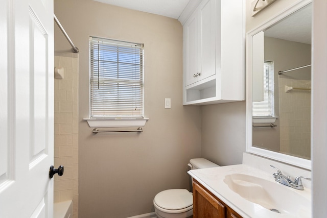 7015 Redwood Falls Dr, Pasadena, TX 77505 - full bath with vanity and  shower combination