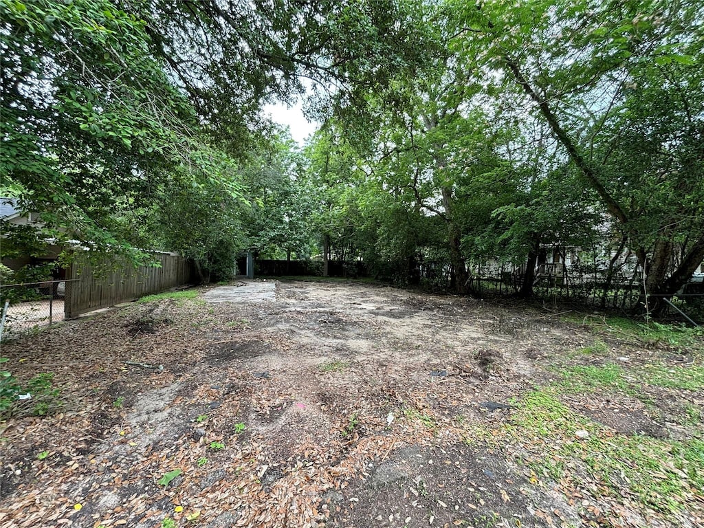309 W Holly St, Woodville, TX 75979