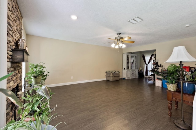 1011 Hamblen Rd Unit 4, Houston, TX 77339 - photo 2