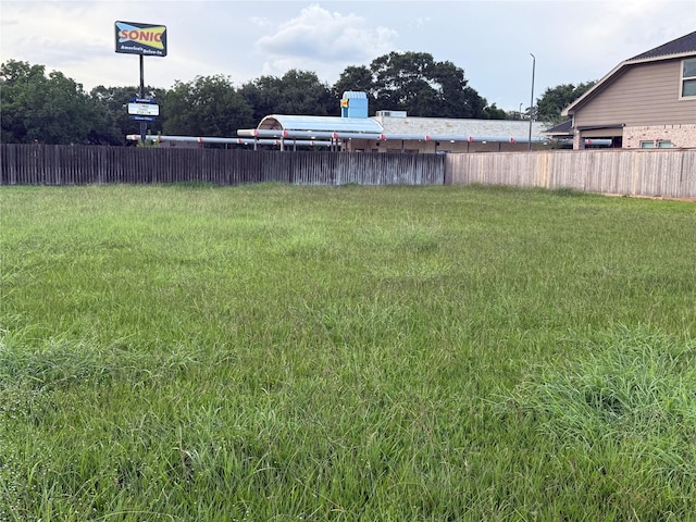 908 Roberts St, East Bernard, TX 77435 - photo 2