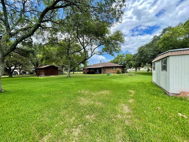 321 Candy St, El Campo, TX 77437 - photo 23