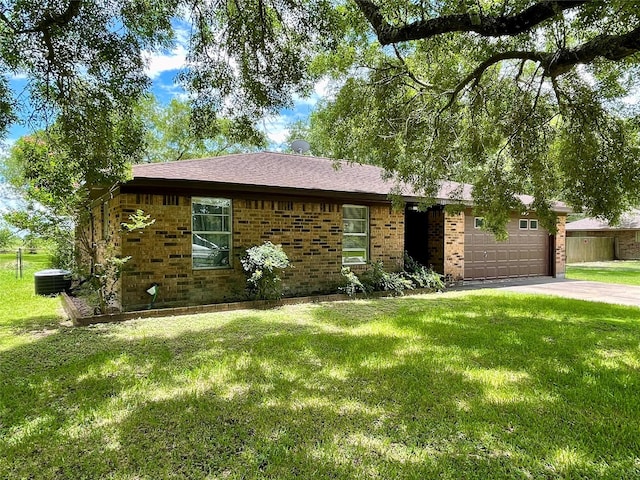 321 Candy St, El Campo, TX 77437 - photo 3