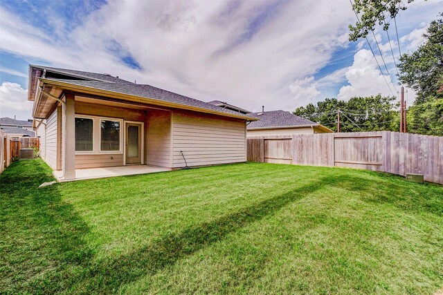 3026 Stock Orchard Ln, Houston, TX 77047 - back of house with a patio and a fenced backyard