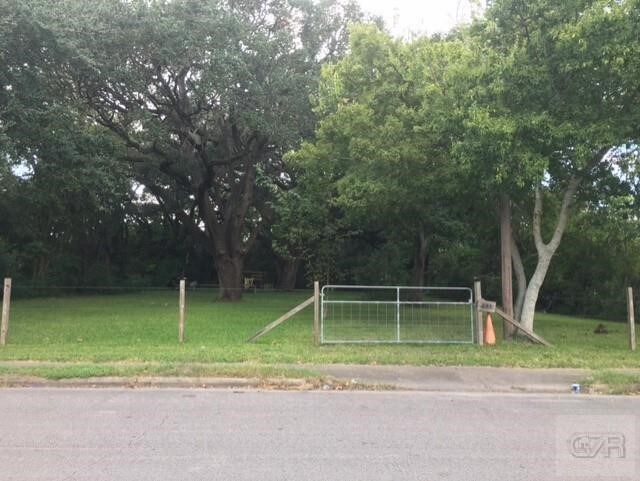 221 S Bell Dr, Texas City, TX 77591 - photo 1