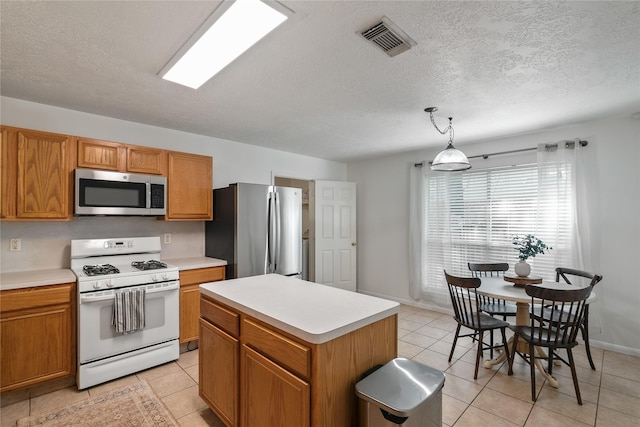 6723 Hayden Dr, Magnolia, TX 77354 - photo 8