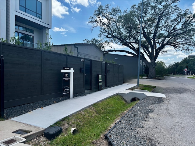 4705 Gibson St, Houston, TX 77007 - photo 38