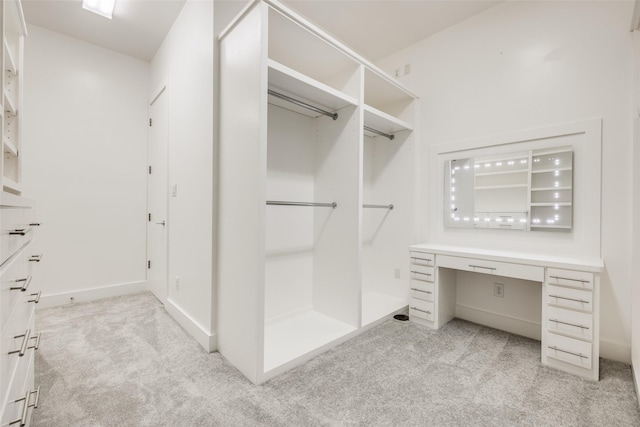 909 Peden St, Houston, TX 77006 - spacious closet with light carpet