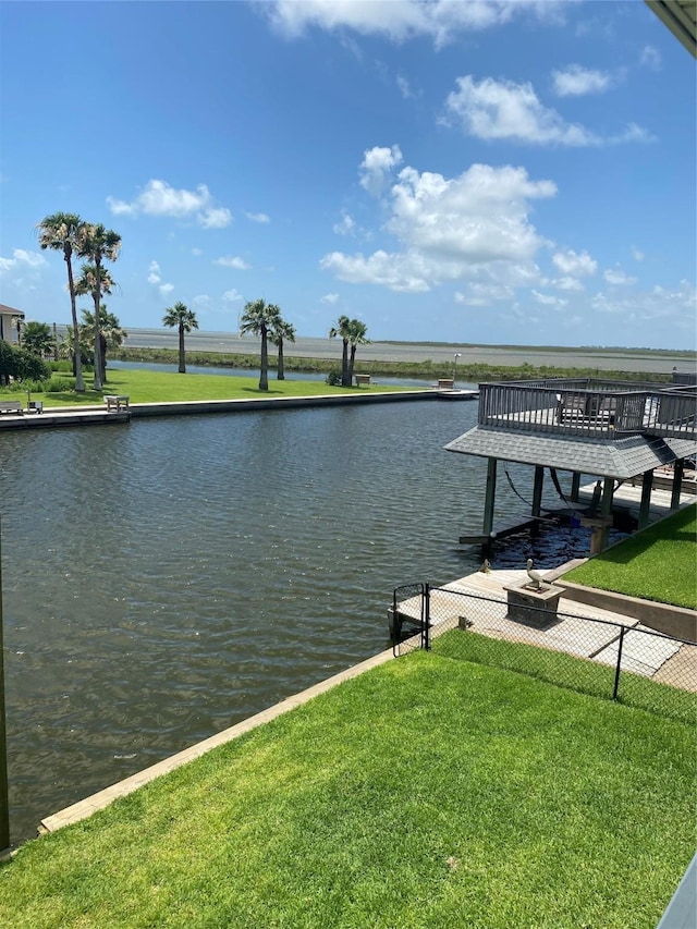 1127 Redfish St, Bayou Vista, TX 77563 - photo 1