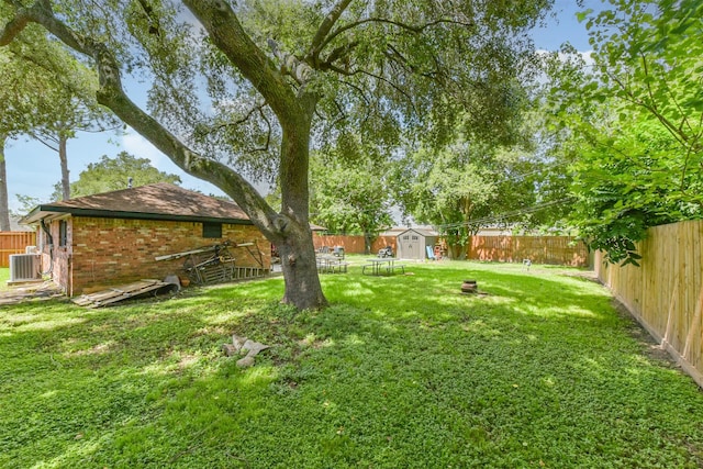 1411 Blackburn Dr, Pasadena, TX 77502 - photo 39
