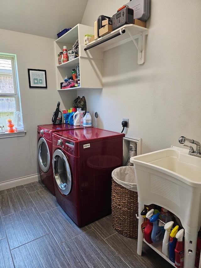 4006 Trento Ct, Katy, TX 77493 - laundry area featuring separate washer and dryer and baseboards