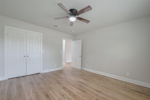 3514 Fuqua St, Houston, TX 77047 - unfurnished bedroom featuring light wood-type flooring, a closet, and a ceiling fan