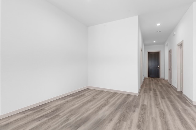 6226 Pelican Ridge Way, League City, TX 77573 - spare room with light wood finished floors and recessed lighting