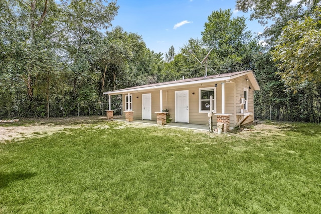 125 James Blvd, Livingston, TX 77351 - view of front facade