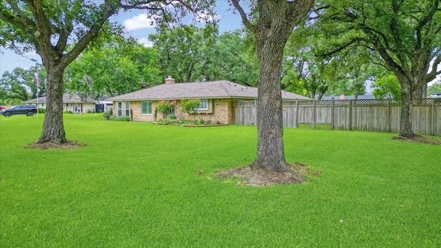 3220 Patricia Ln, Pearland, TX 77581 - view of yard