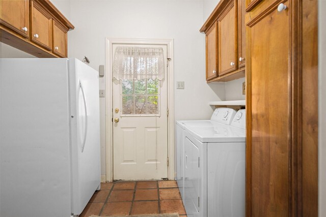 215 Enchanted Estates Dr, Crockett, TX 75835 - washroom with cabinet space and washer and dryer