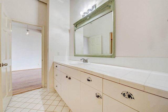 201 Main St Unit 5D, Houston, TX 77002 - bathroom with vanity and tile patterned floors