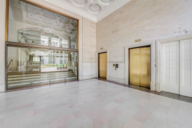 201 Main St Unit 5D, Houston, TX 77002 - lobby with a towering ceiling and crown molding