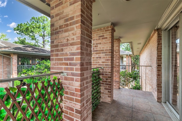 6437 Bayou Glen Rd, Houston, TX 77057 - view of balcony