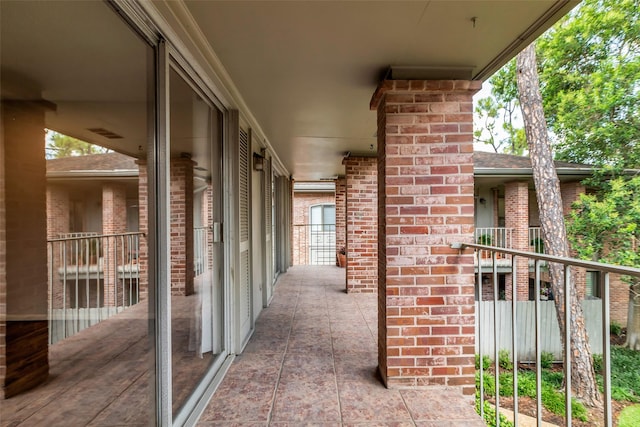 6437 Bayou Glen Rd, Houston, TX 77057 - view of patio / terrace