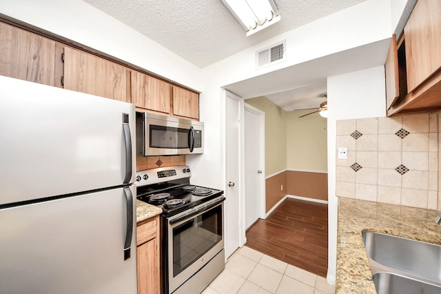 1516 Bay Area Blvd Unit H7, Houston, TX 77058 - photo 7