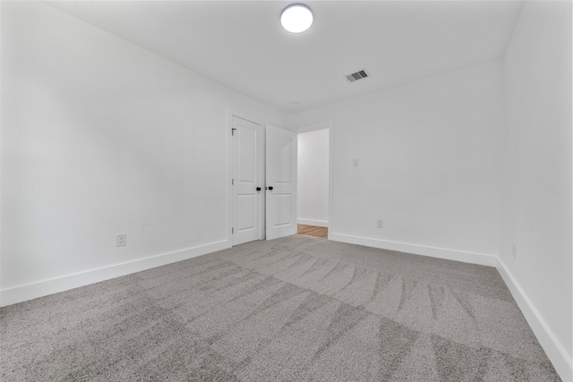 3112 Hays St, Pasadena, TX 77503 - carpeted empty room with baseboards