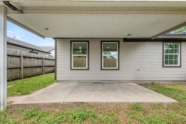 3112 Hays St, Pasadena, TX 77503 - view of patio / terrace