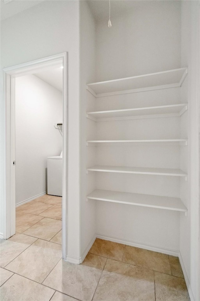182 Meadow Grove Dr, Conroe, TX 77384 - closet with washer / clothes dryer