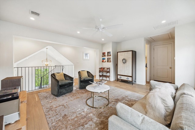 121 Memorial Parkview Dr, Houston, TX 77024 - photo 25