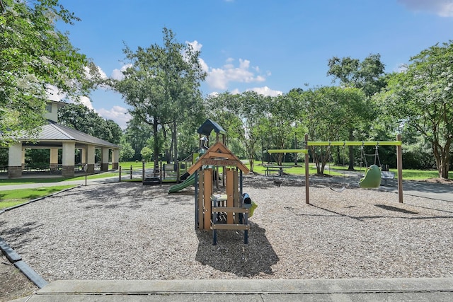 107 W Russet Grove Cir, The Woodlands, TX 77384 - community jungle gym featuring view of scattered trees and a gazebo
