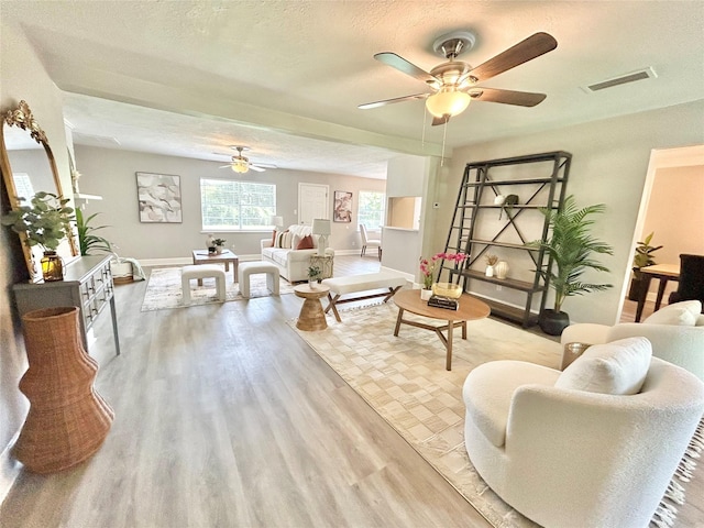 710 Bayview Dr, El Lago, TX 77586 - photo 4