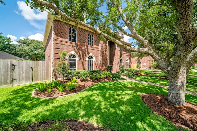 1808 Brookside Dr, Friendswood, TX 77546 - view of front of house featuring brick siding