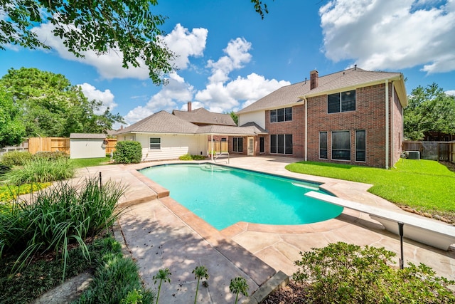 1808 Brookside Dr, Friendswood, TX 77546 - view of pool featuring a patio area and a diving board
