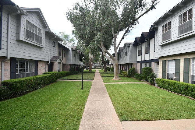 10018 Knoboak Dr Unit 21, Houston, TX 77080 - view of home's community featuring a residential view and a yard