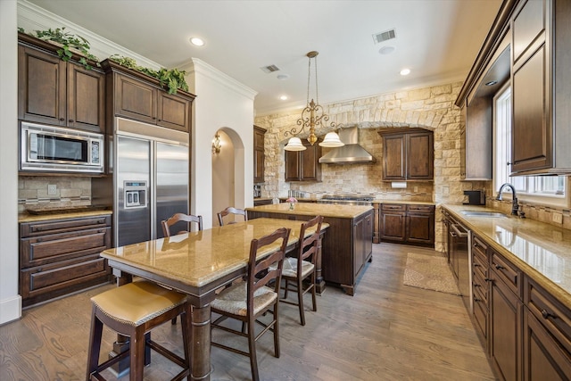 5118 Aspen St, Bellaire, TX 77401