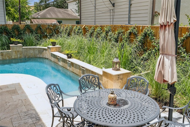 5118 Aspen St, Bellaire, TX 77401