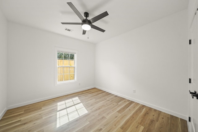 6206 Lyndhurst Dr, Houston, TX 77087 - empty room with light wood finished floors and a ceiling fan