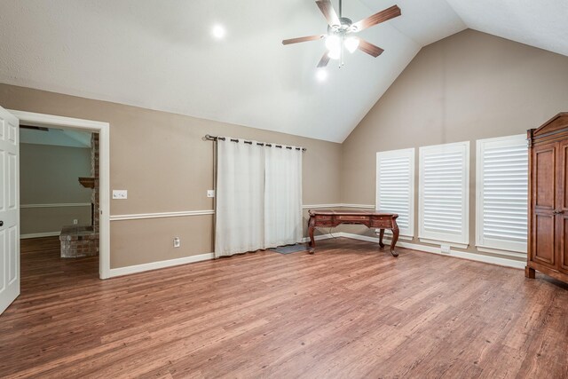 9614 Pinehurst St, Baytown, TX 77521 - photo 11