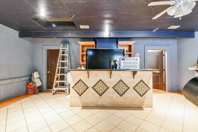 910 11th St, South Houston, TX 77587 - reception area featuring a ceiling fan