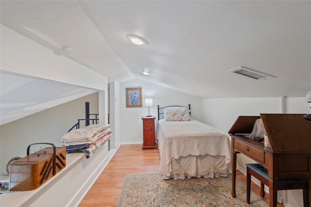 201 Lakeview Ter Unit 201F, Conroe, TX 77356 - photo 22