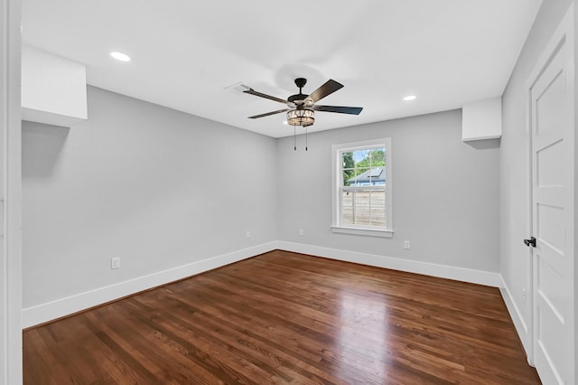 3343 Tampa St, Houston, TX 77021 - spare room featuring a ceiling fan, dark wood-type flooring, and recessed lighting