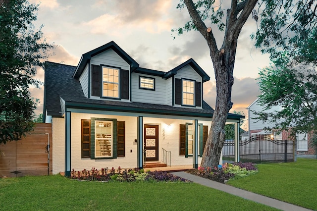 3343 Tampa St, Houston, TX 77021 - view of front of property with a porch, roof with shingles, and brick siding