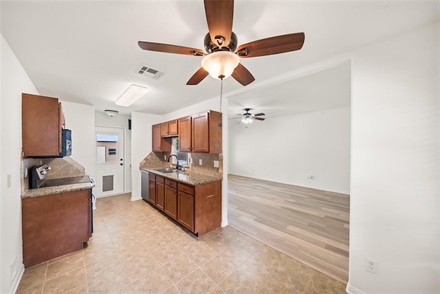 10621 Royal Adrian, Conroe, TX 77303 - photo 3