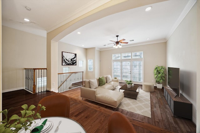 9007 Harbor Hills Dr, Houston, TX 77054 - living room featuring wood finished floors, crown molding, a ceiling fan, and recessed lighting