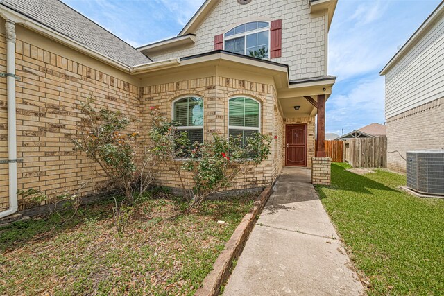5911 Rosemary Cir, Baytown, TX 77521 - photo 4